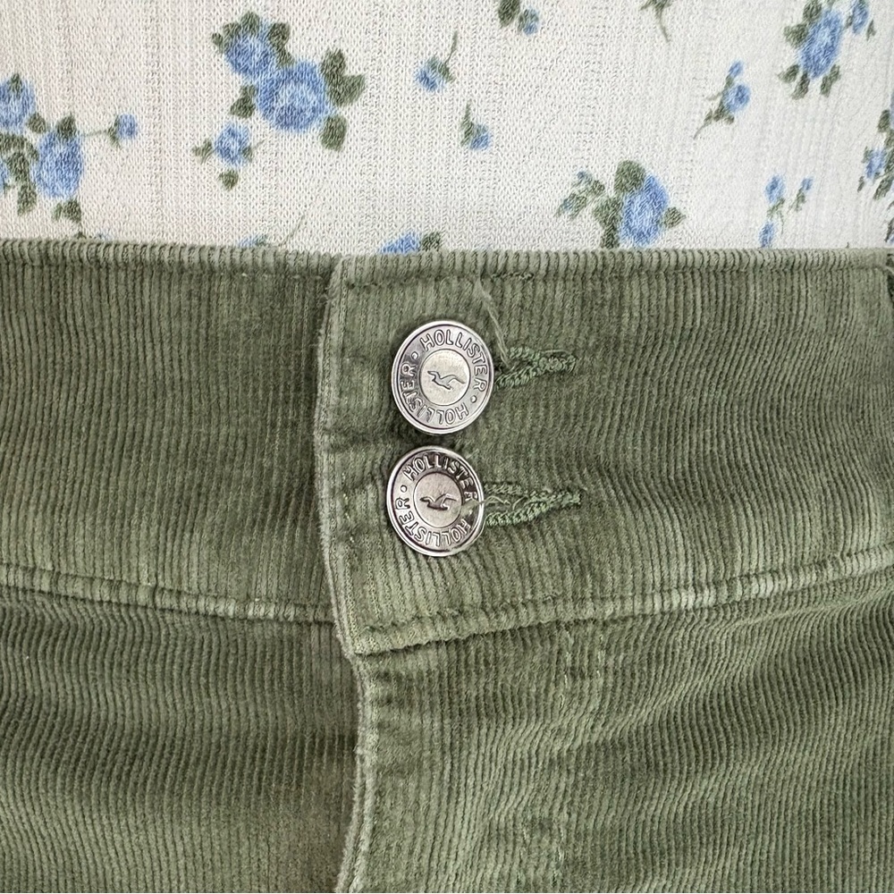 Hollister Olive Green Corduroy Ruffle High-Rise Mini Skirt-Size Small - Picture 9 of 9